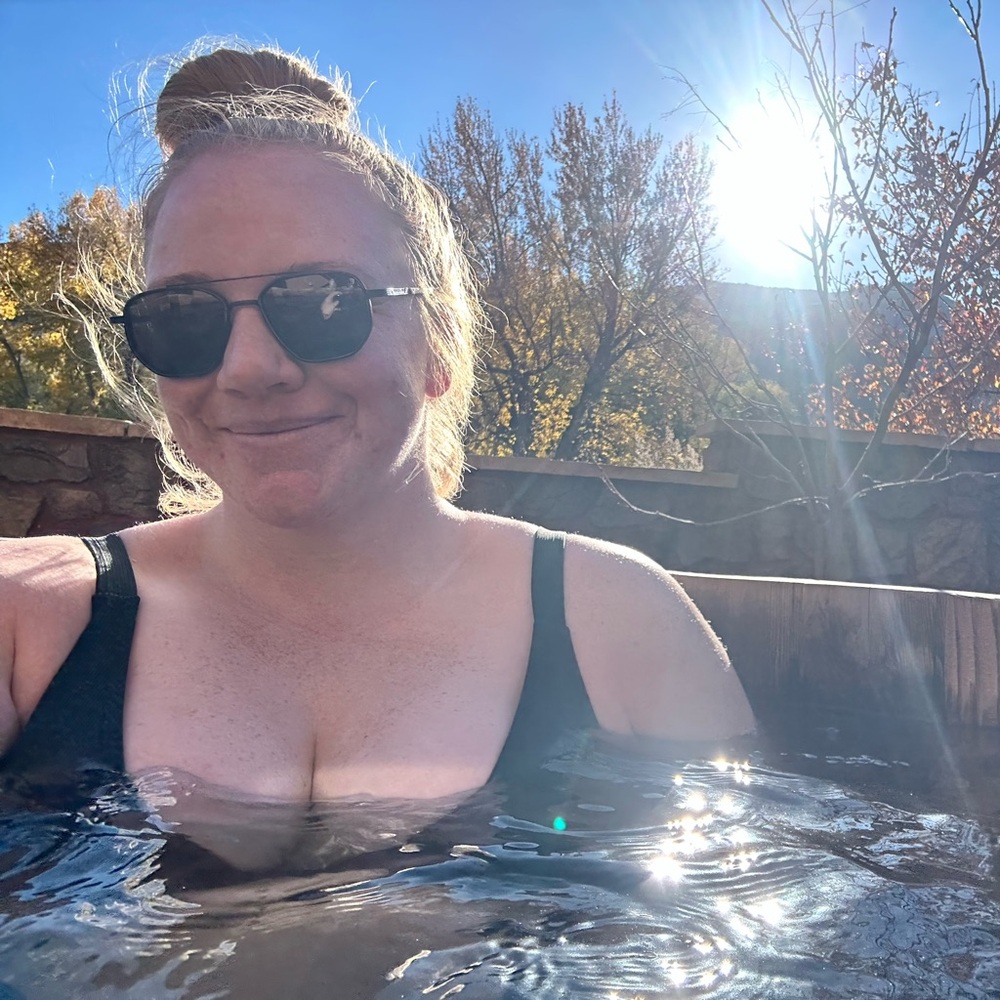 Meet your Posher, Mel